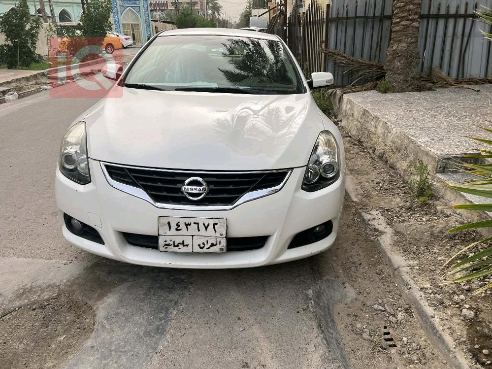 نيسان ألتيما